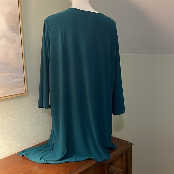 Asymmetrical top - Picture 3 of 4